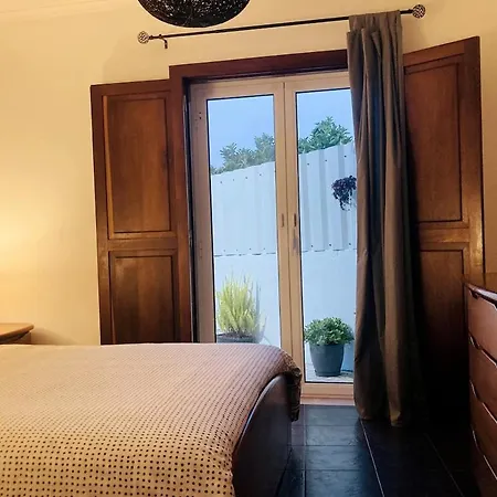 Adabibas Σπίτι διακοπών *